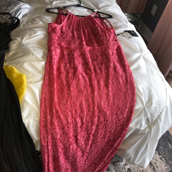 Dress - Picture 2 of 3